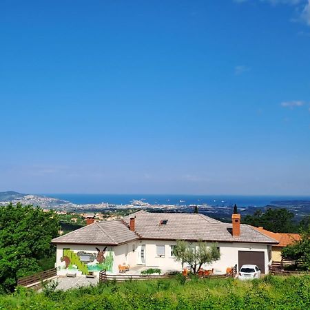 Apartments Souranded By Forest With Sea View Копер Екстер'єр фото