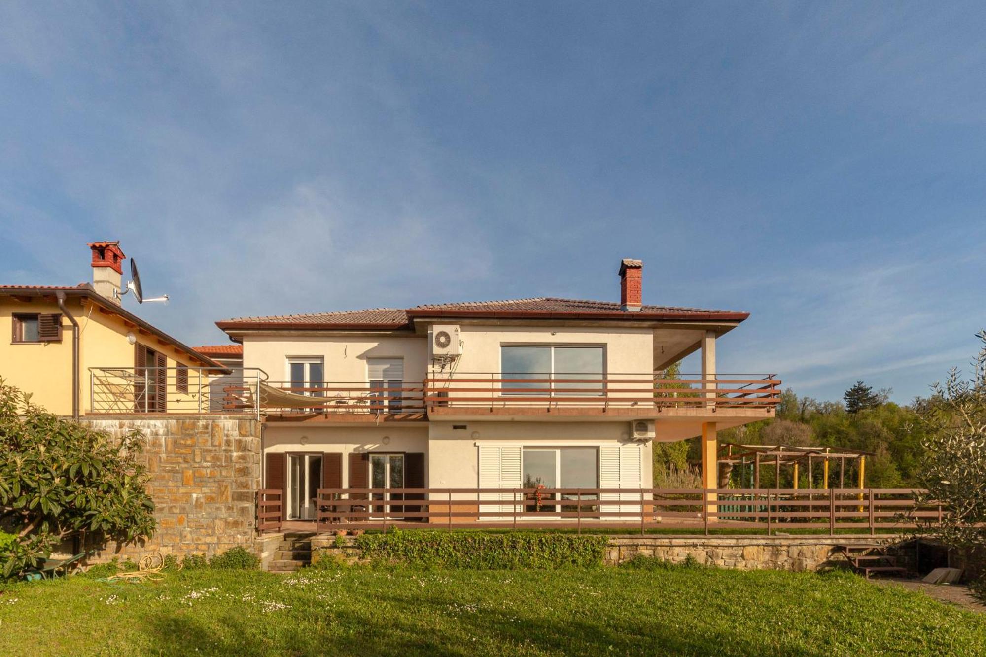 Apartments Souranded By Forest With Sea View Копер Екстер'єр фото
