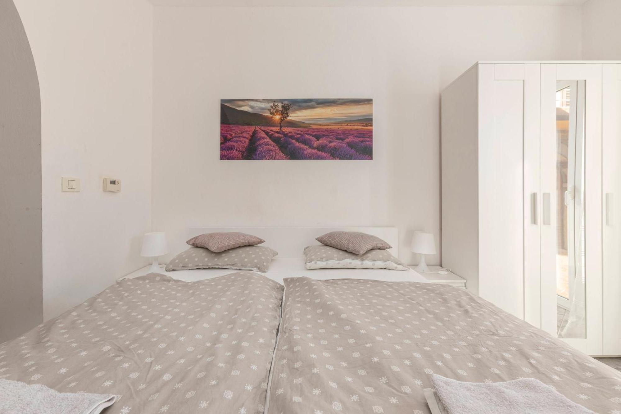Apartments Souranded By Forest With Sea View Копер Екстер'єр фото