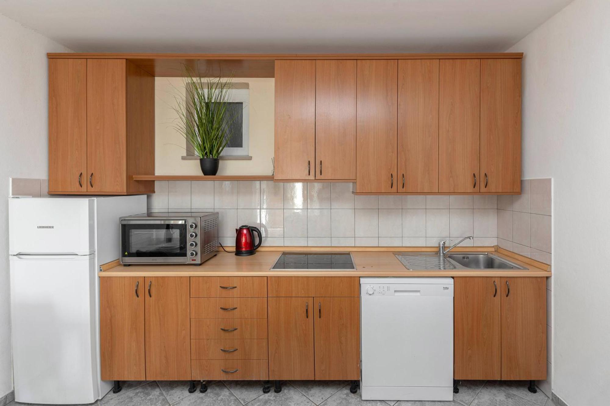 Apartments Souranded By Forest With Sea View Копер Екстер'єр фото