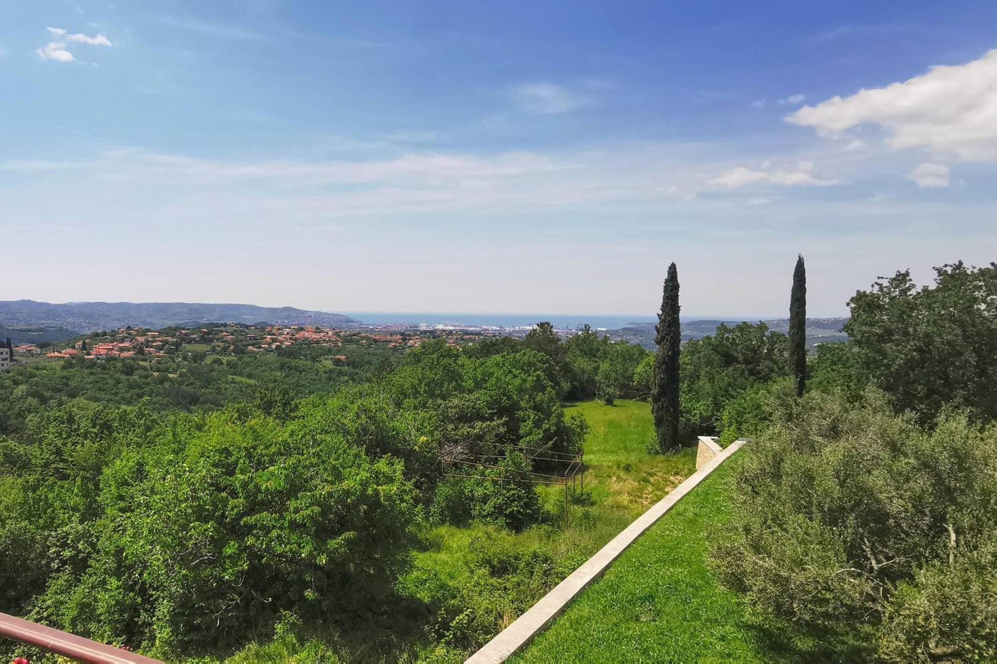 Apartments Souranded By Forest With Sea View Копер Екстер'єр фото