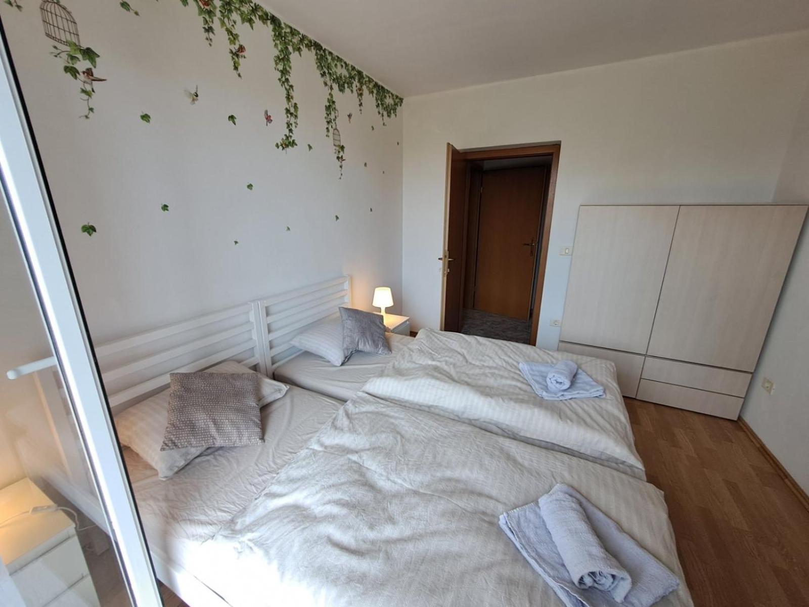 Apartments Souranded By Forest With Sea View Копер Екстер'єр фото
